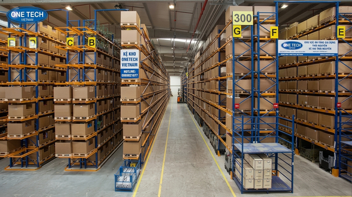 Mô hình kệ narrow aisle Thái Nguyên Mô hình kệ narrow aisle Thái Nguyên với lối đi hẹp trong kho pallet
